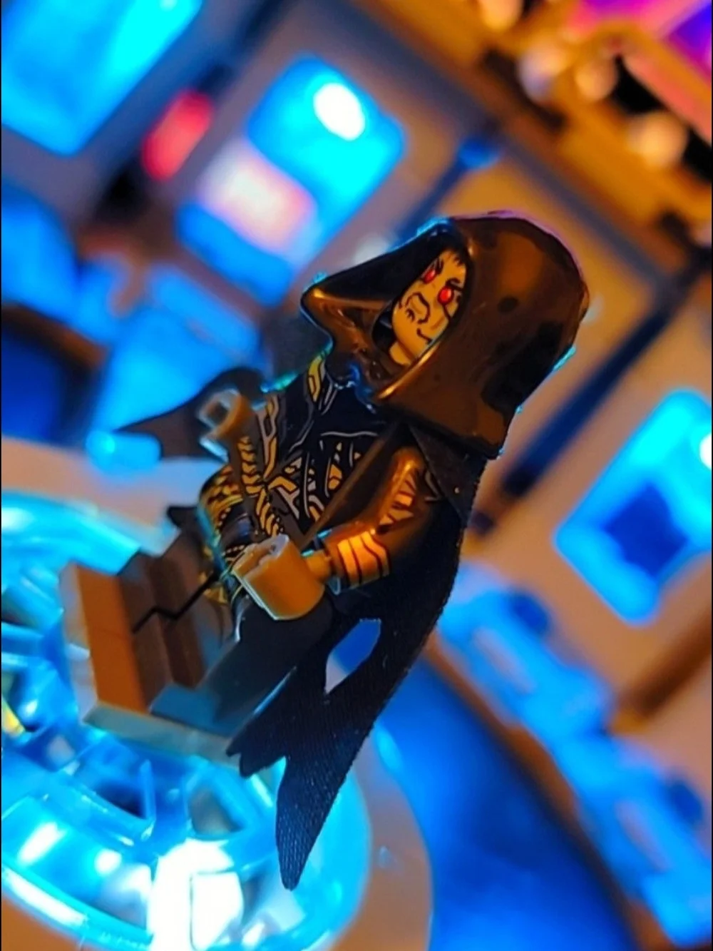 Corvus Glaive Minifigure Lego Compatible